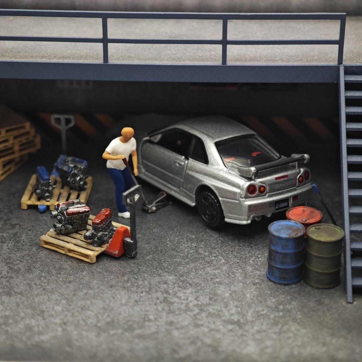 1:64 Car Model Repair Shop Sce - Car Jack 评论和价格